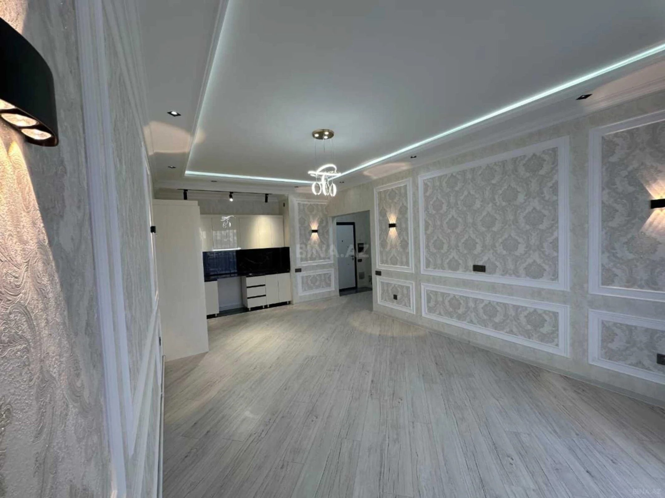 Satılır 2 otaqlı mənzil 73 m²