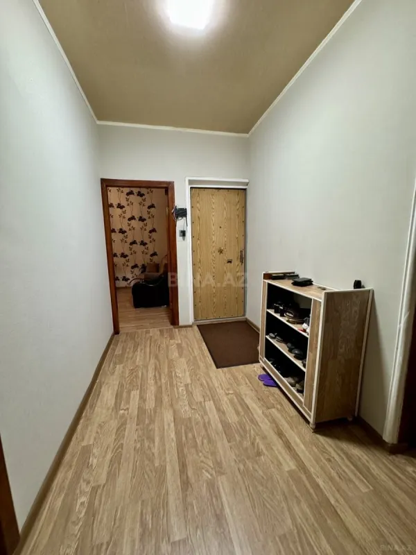 Satılır 4 otaqlı mənzil 110 m²