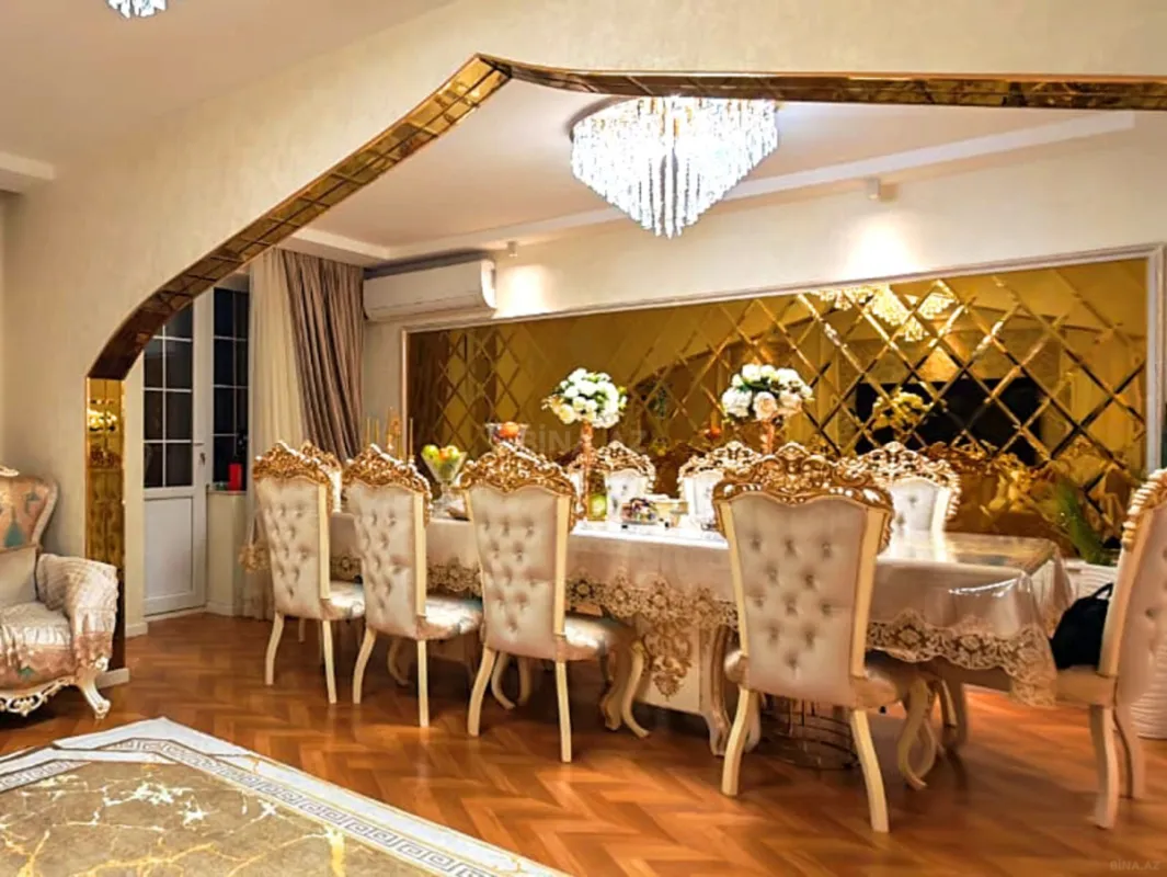 Satılır 4 otaqlı mənzil 100 m²