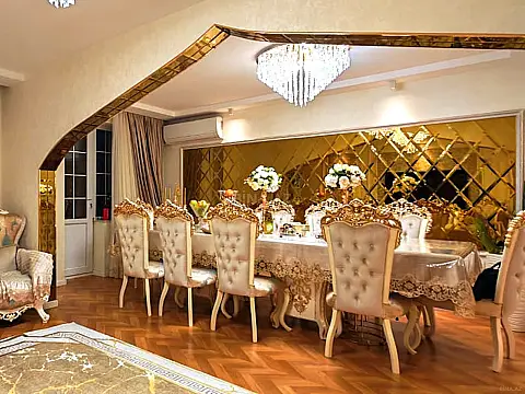 Satılır 4 otaqlı mənzil 100 m²