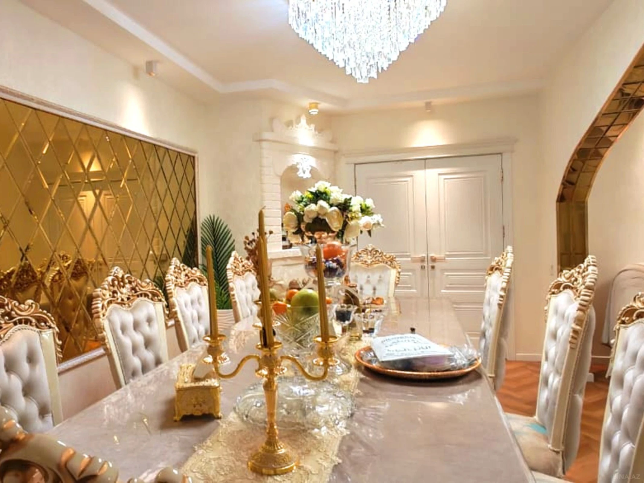 Satılır 4 otaqlı mənzil 100 m²