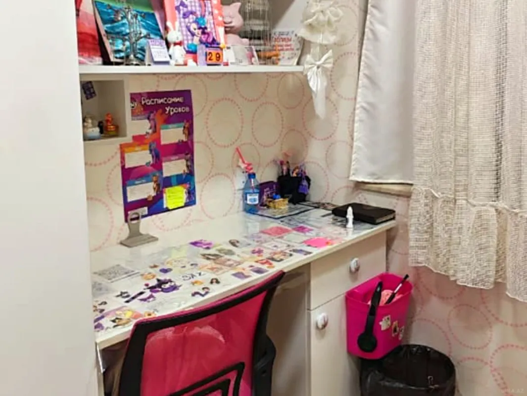 Satılır 4 otaqlı mənzil 100 m²