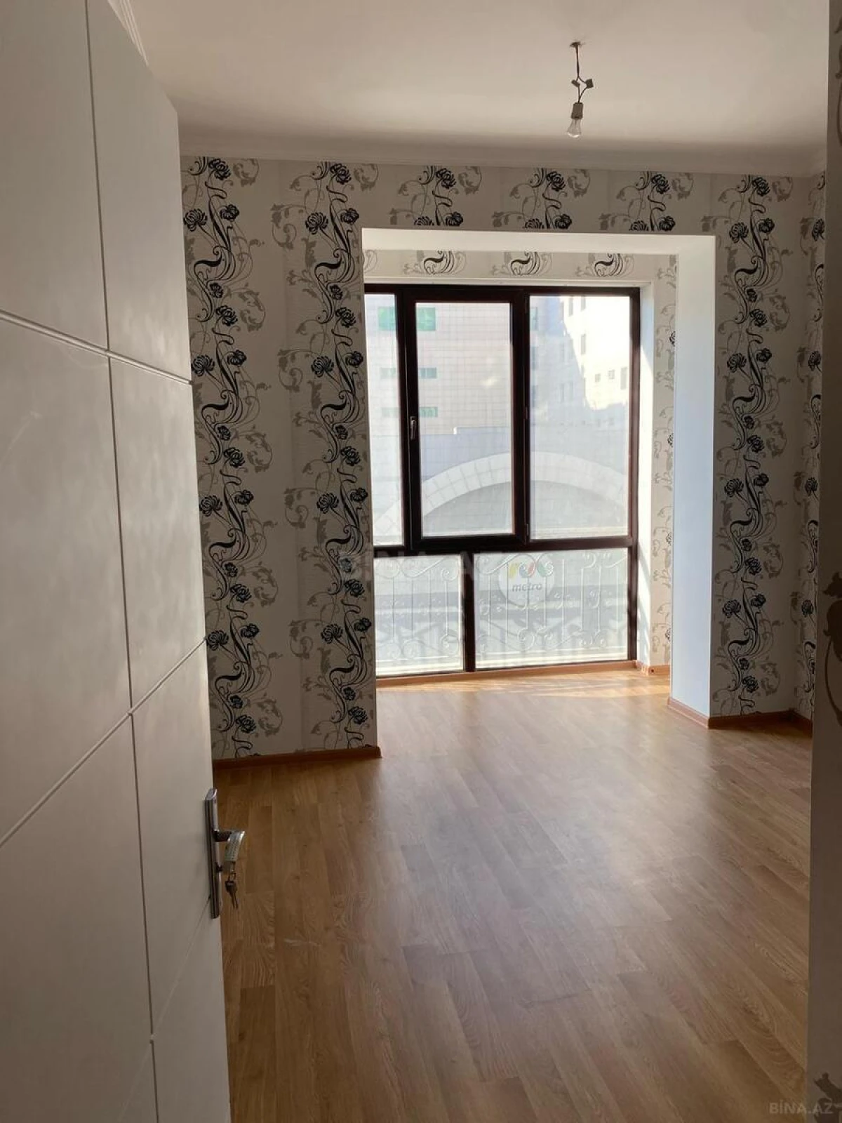 Kirayə verilir 2 otaqlı ofis 75 m²