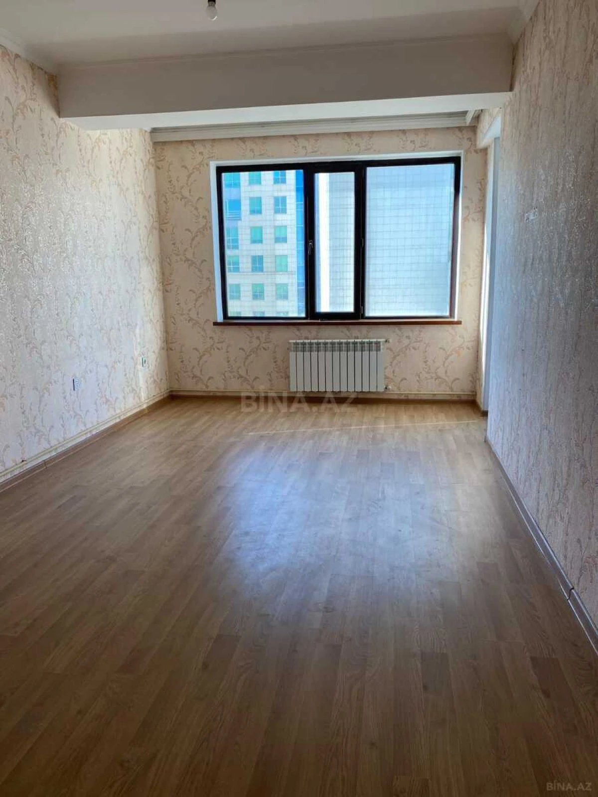 Kirayə verilir 2 otaqlı ofis 75 m²