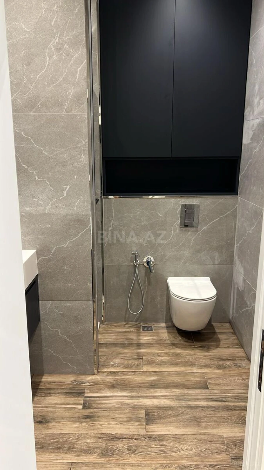 Kirayə verilir 2 otaqlı mənzil 65 m²