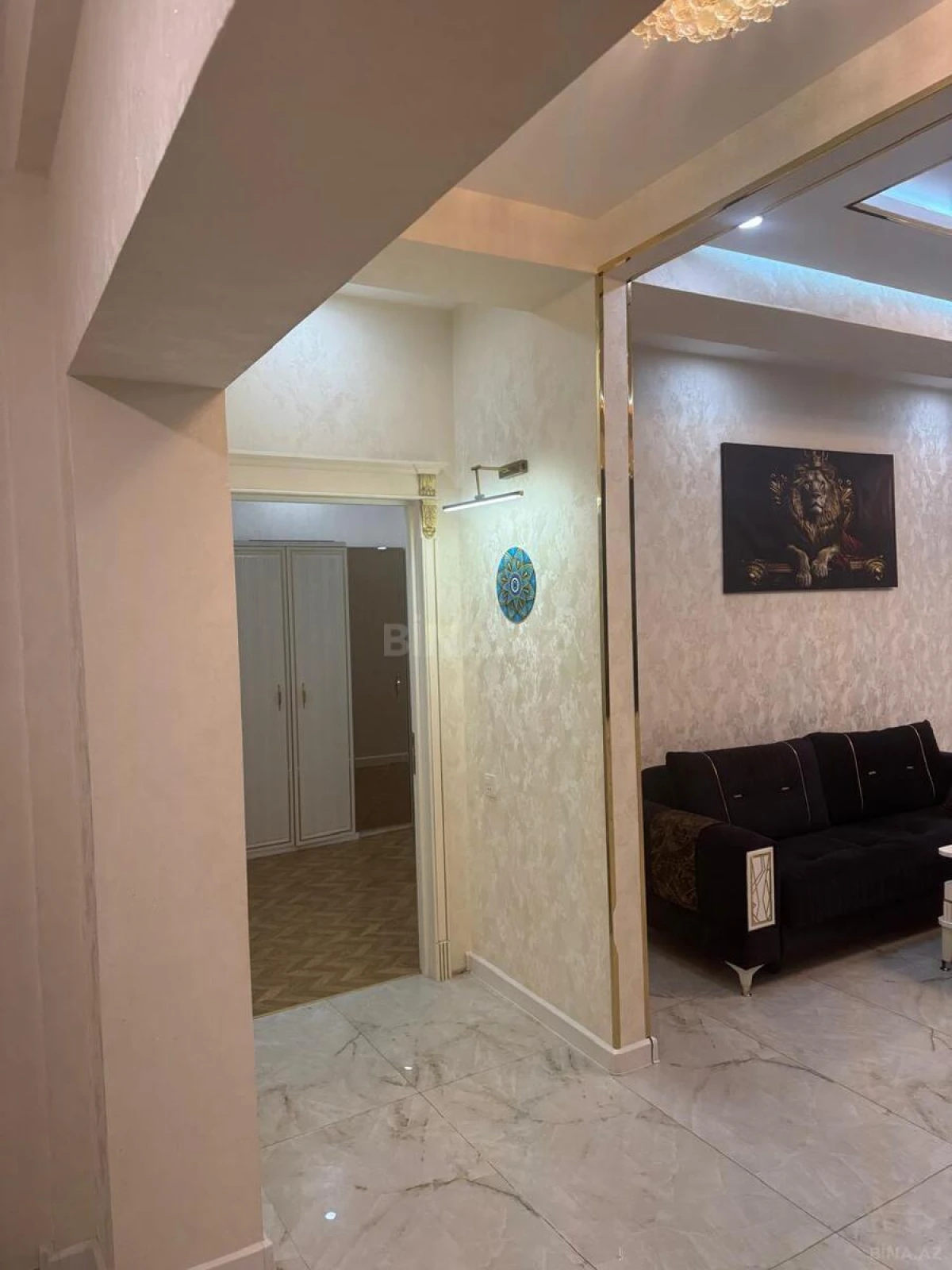 Satılır 3 otaqlı mənzil 100 m²