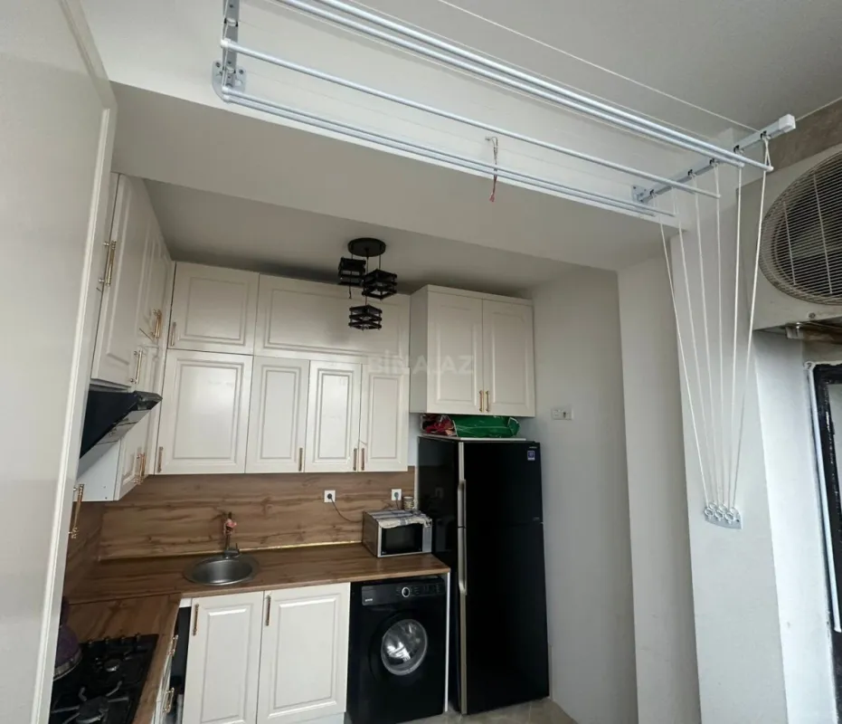 Satılır 3 otaqlı mənzil 100 m²