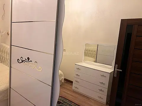 Kirayə verilir 2 otaqlı mənzil 70 m²