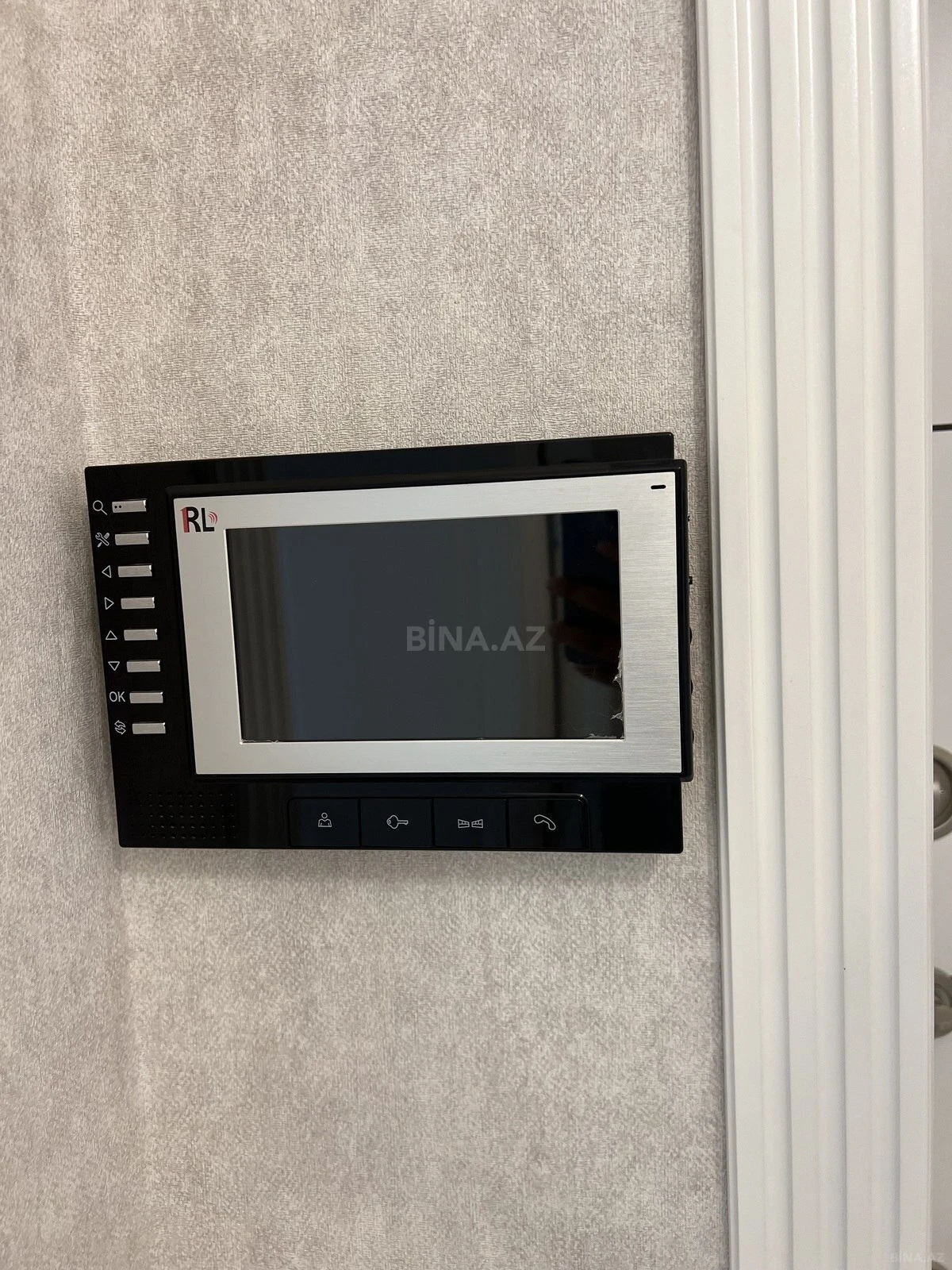 Satılır 3 otaqlı mənzil 148 m²