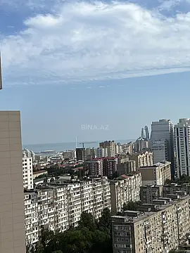 Satılır 3 otaqlı mənzil 148 m²