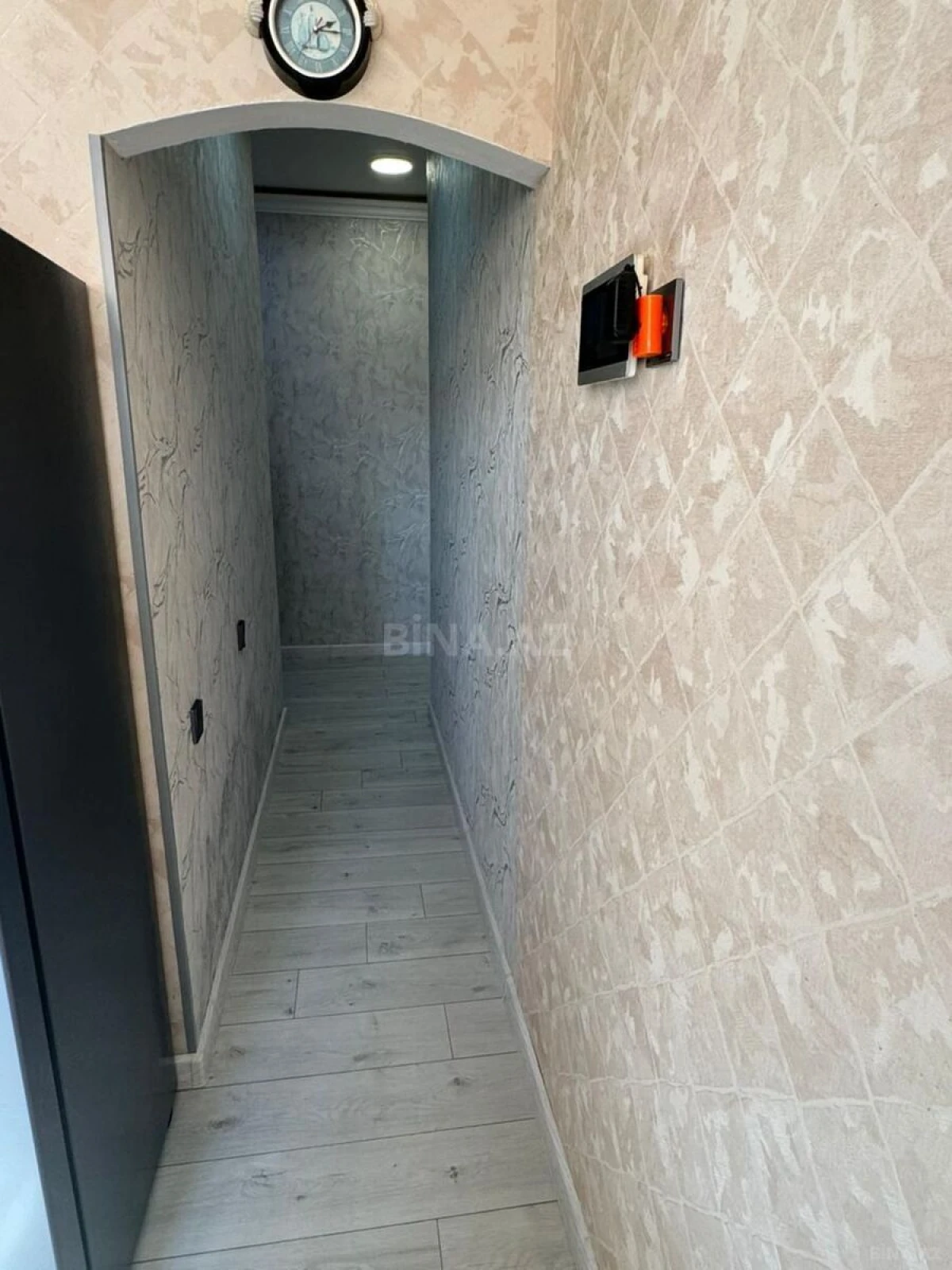 Satılır 2 otaqlı mənzil 78 m²