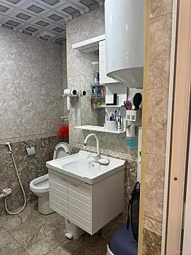 Satılır 2 otaqlı mənzil 78 m²