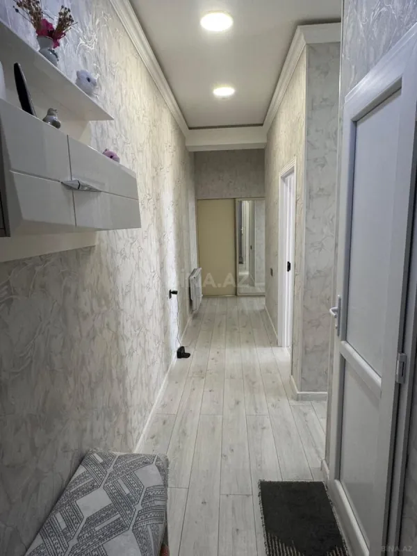 Satılır 2 otaqlı mənzil 78 m²