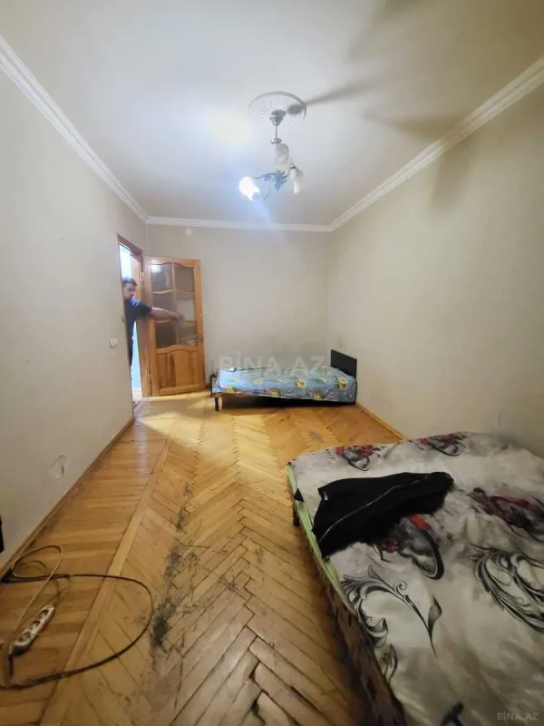 Satılır 1 otaqlı mənzil 40 m²