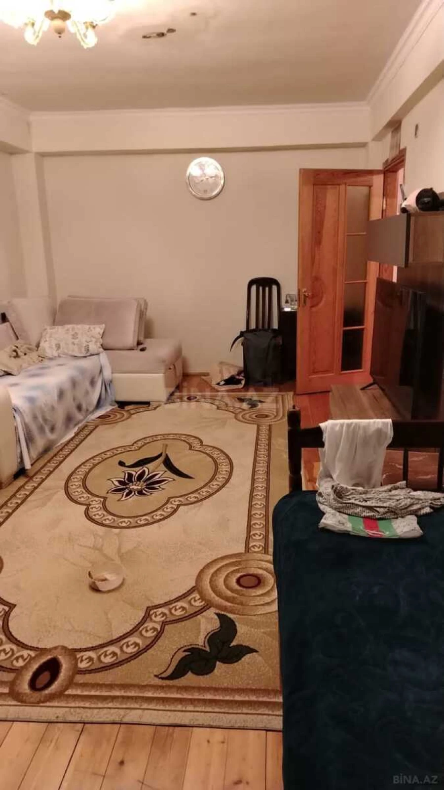 Satılır 2 otaqlı mənzil 82 m²