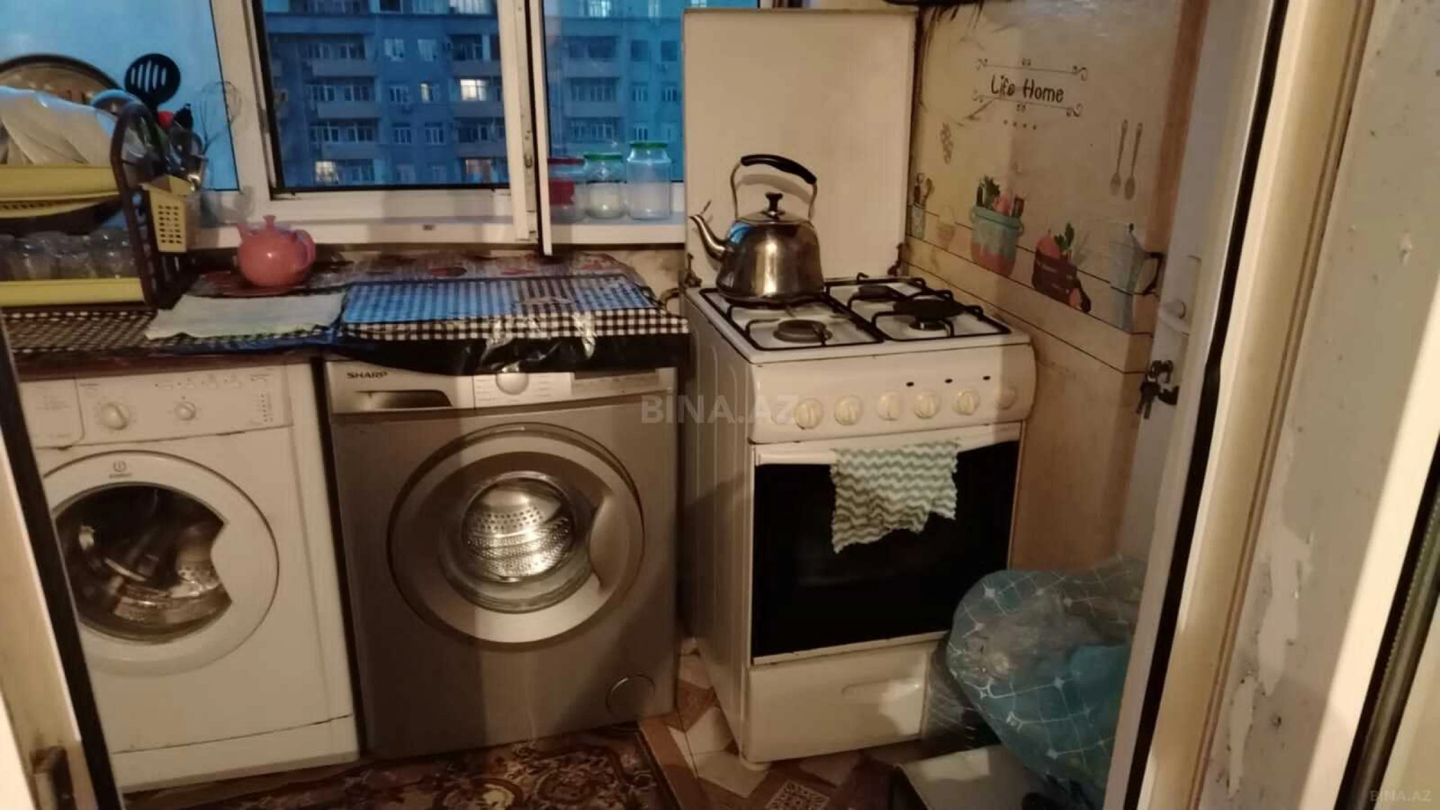 Satılır 2 otaqlı mənzil 82 m²