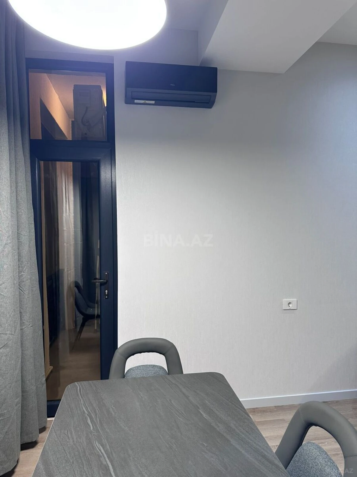 Satılır 2 otaqlı mənzil 56 m²