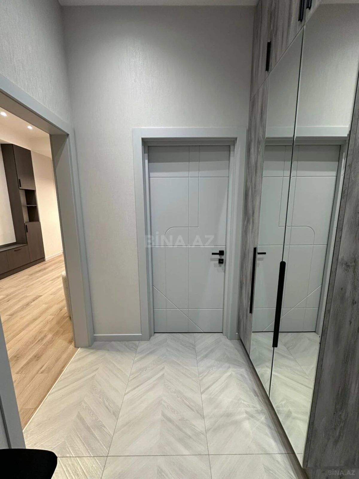 Satılır 2 otaqlı mənzil 56 m²