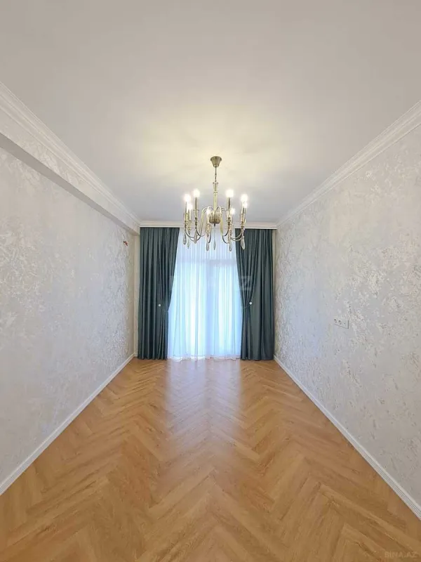 Satılır 2 otaqlı mənzil 65 m²