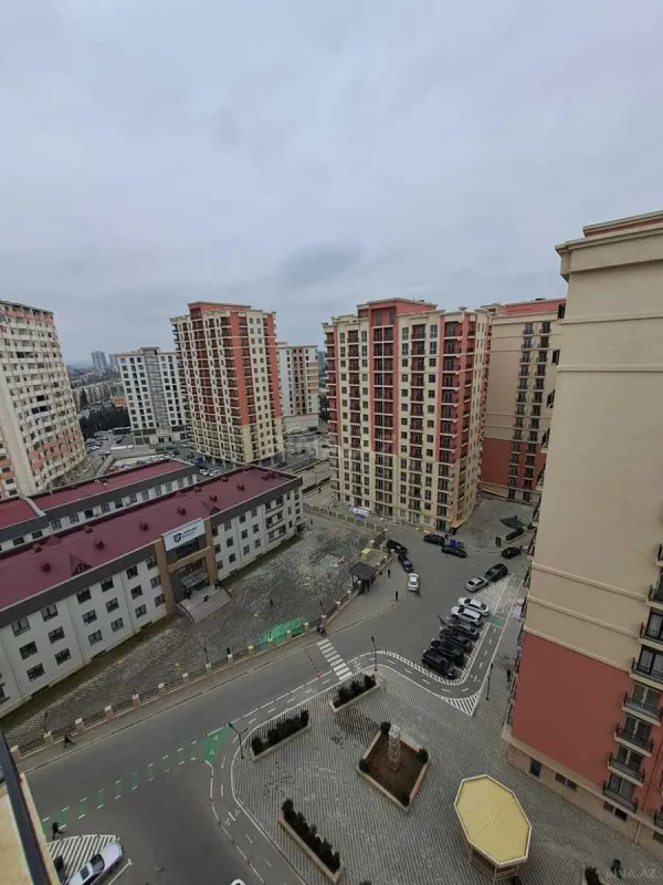 Satılır 2 otaqlı mənzil 65 m²