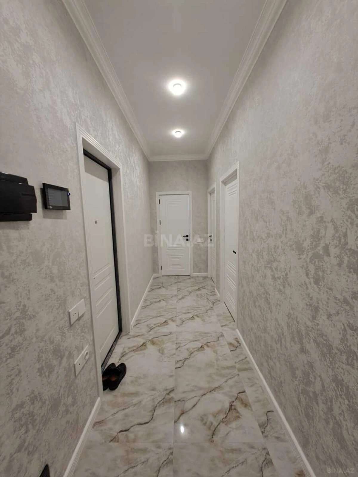 Satılır 2 otaqlı mənzil 65 m²