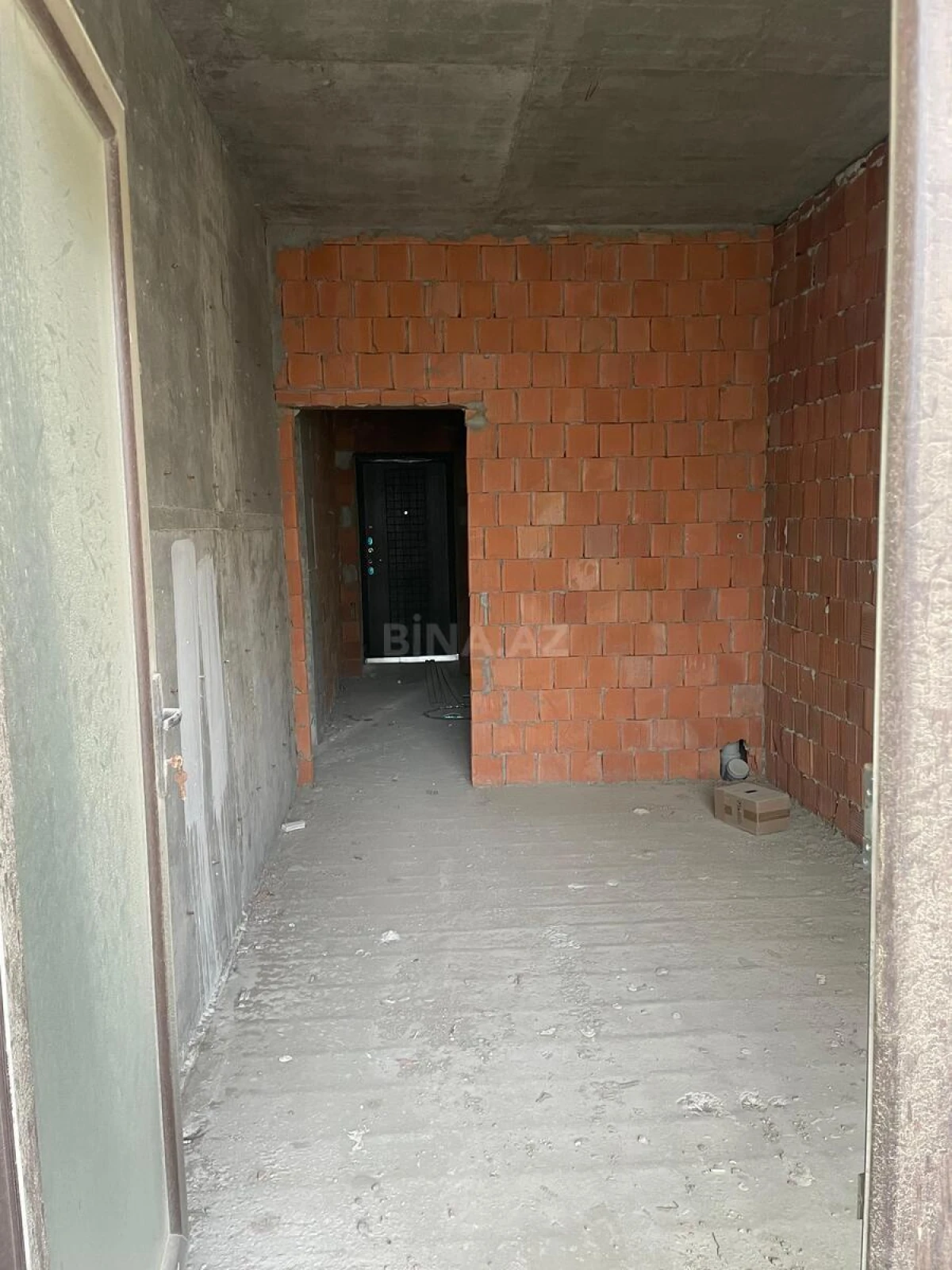 Satılır 2 otaqlı mənzil 52 m²
