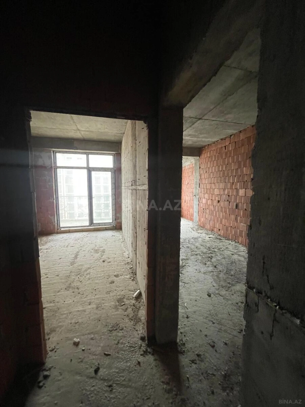 Satılır 2 otaqlı mənzil 52 m²