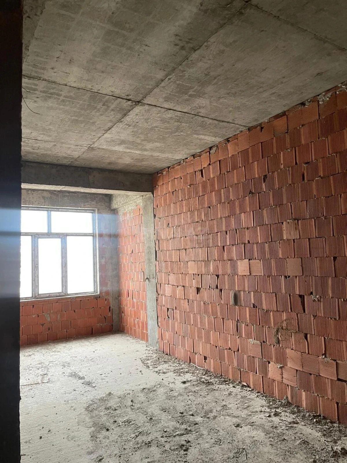 Satılır 2 otaqlı mənzil 52 m²