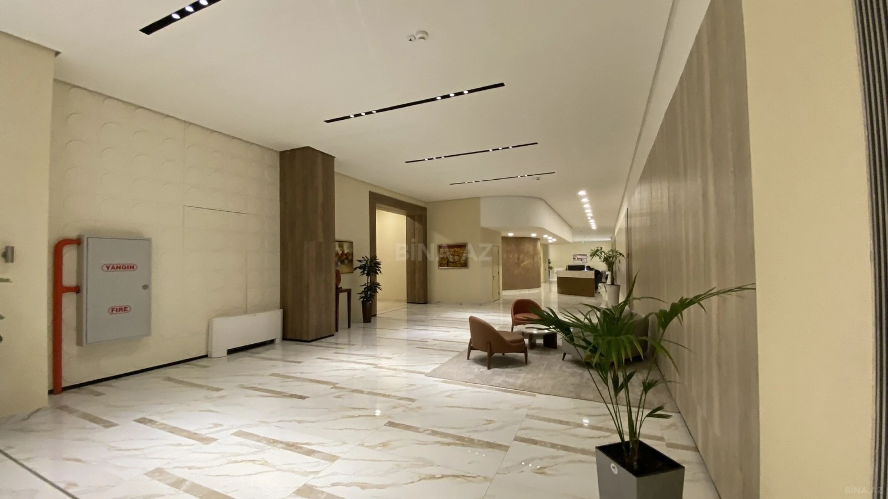 Satılır 4 otaqlı mənzil 152.8 m²