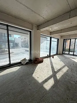 Satılır obyekt 130 m²