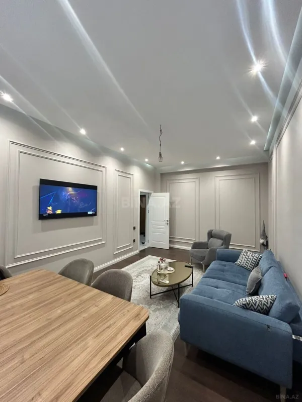 Satılır 2 otaqlı mənzil 100 m²