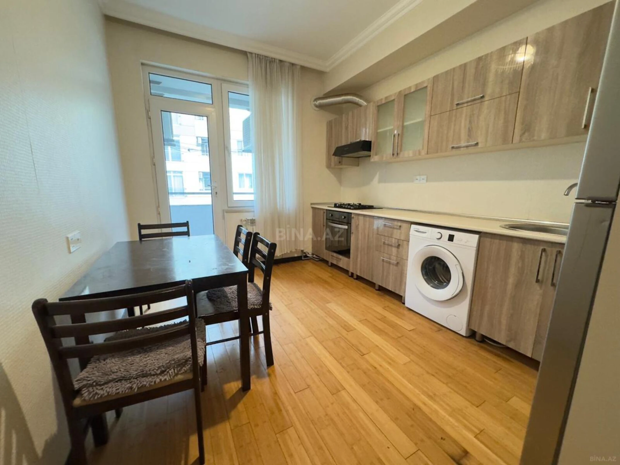 Satılır 2 otaqlı mənzil 80 m²