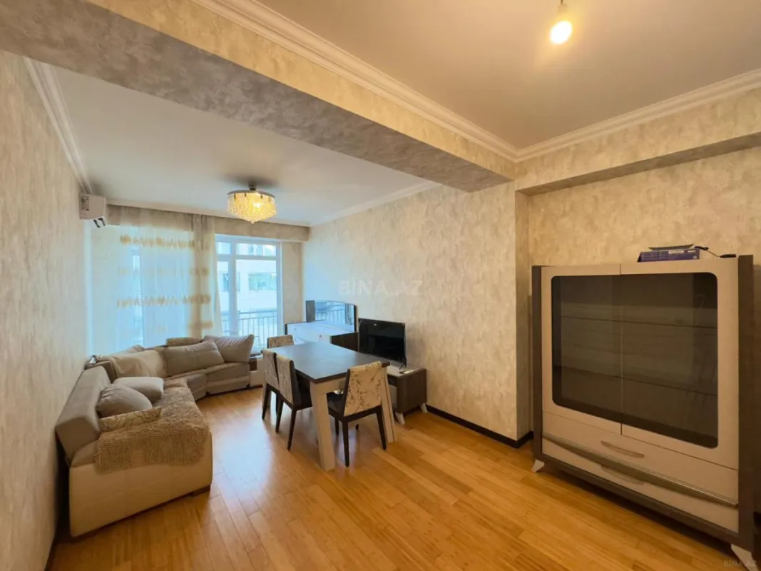 Satılır 2 otaqlı mənzil 80 m²