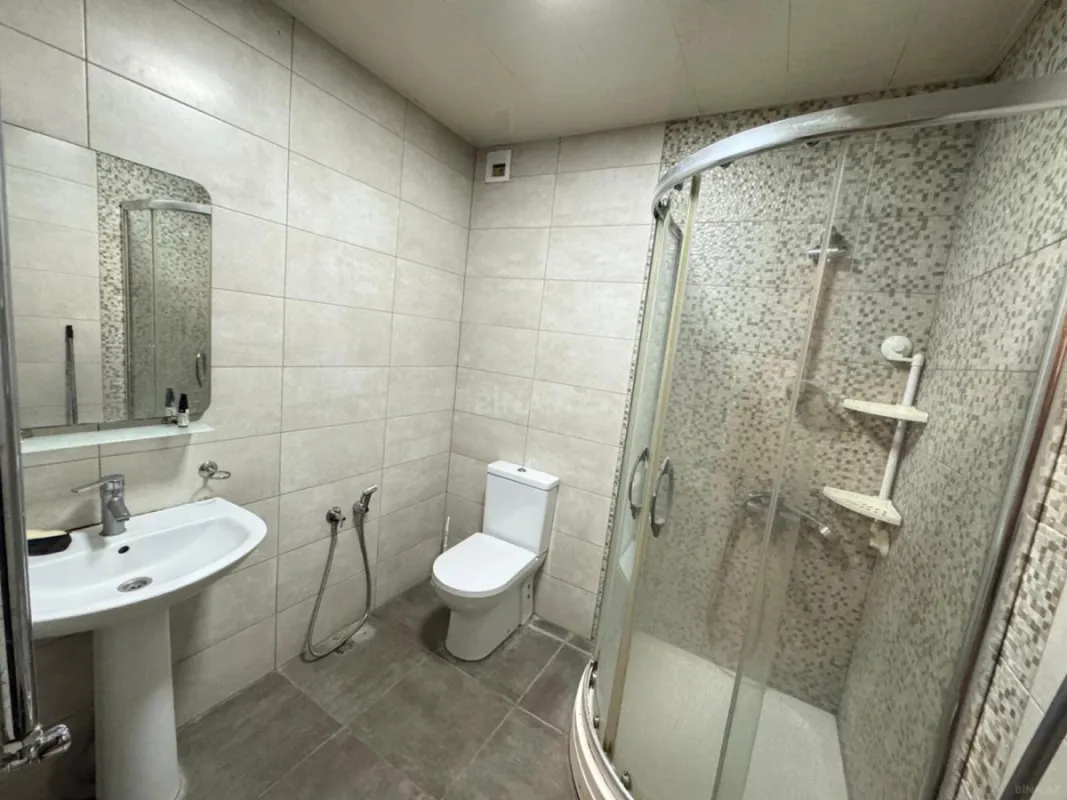 Satılır 2 otaqlı mənzil 80 m²