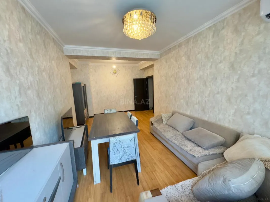 Satılır 2 otaqlı mənzil 80 m²
