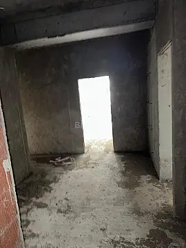 Satılır 3 otaqlı mənzil 136 m²