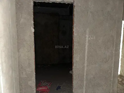 Satılır 3 otaqlı mənzil 136 m²