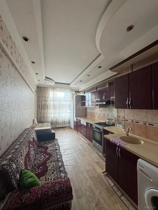Kirayə verilir 3 otaqlı mənzil 135 m²