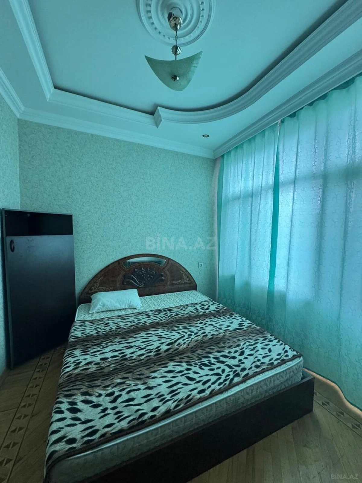Kirayə verilir 3 otaqlı mənzil 135 m²