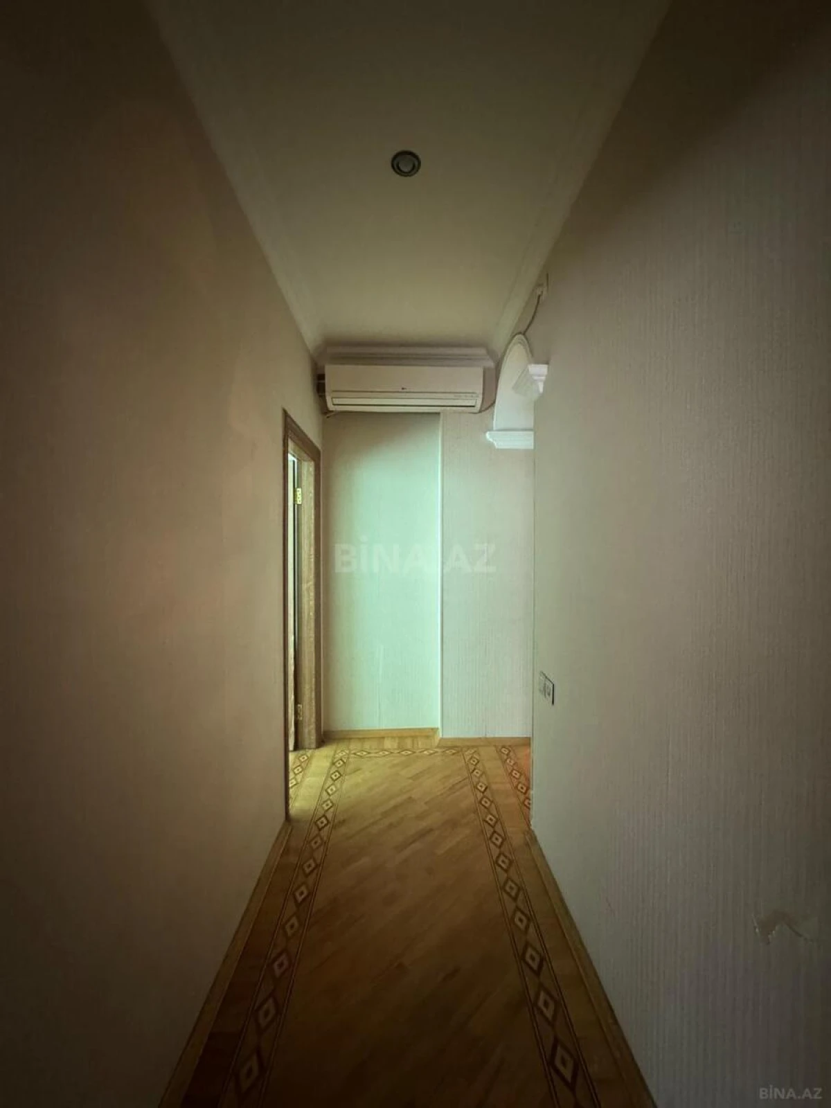 Kirayə verilir 3 otaqlı mənzil 135 m²