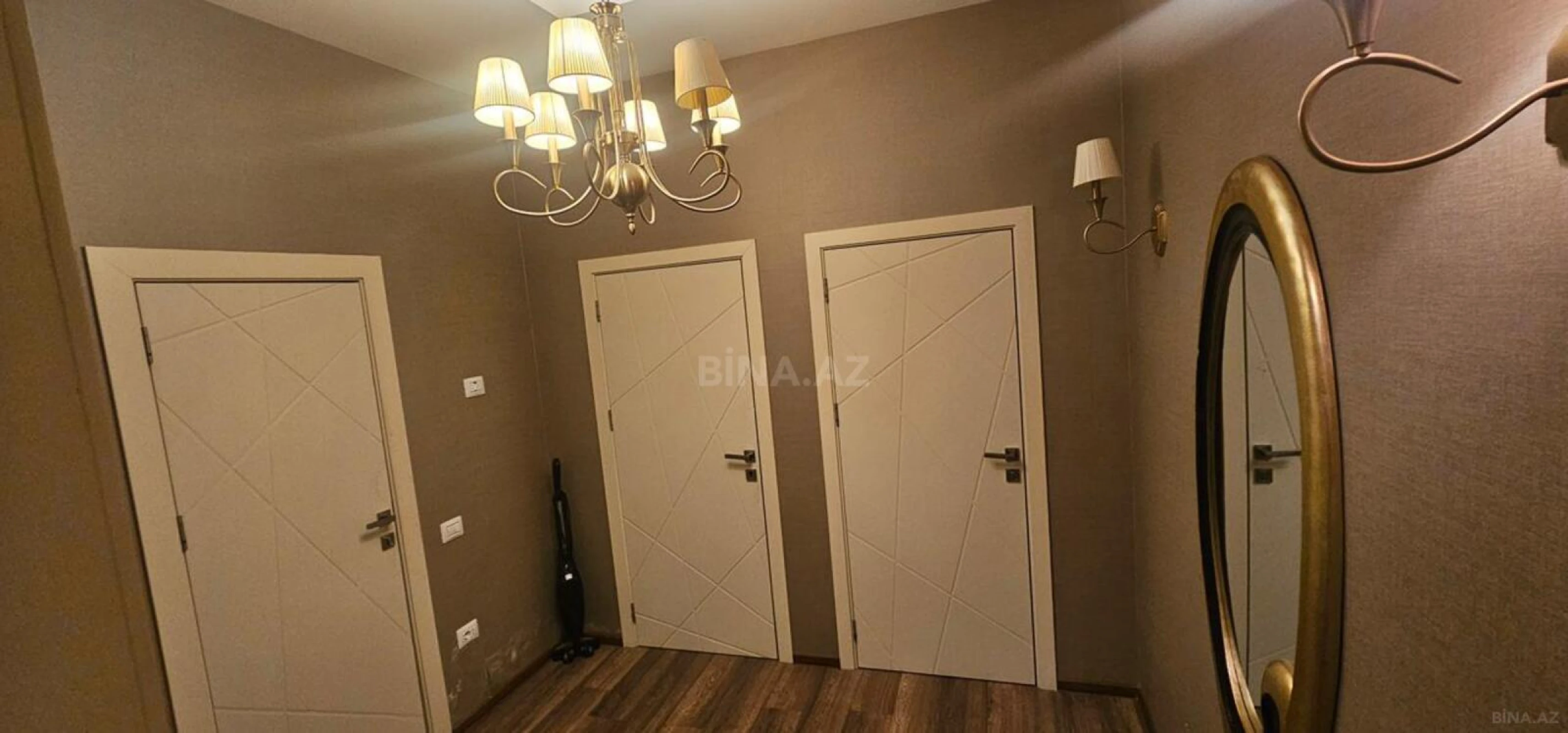 Satılır 2 otaqlı mənzil 65 m²