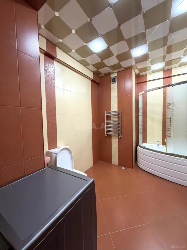 Kirayə verilir 3 otaqlı mənzil 137 m²