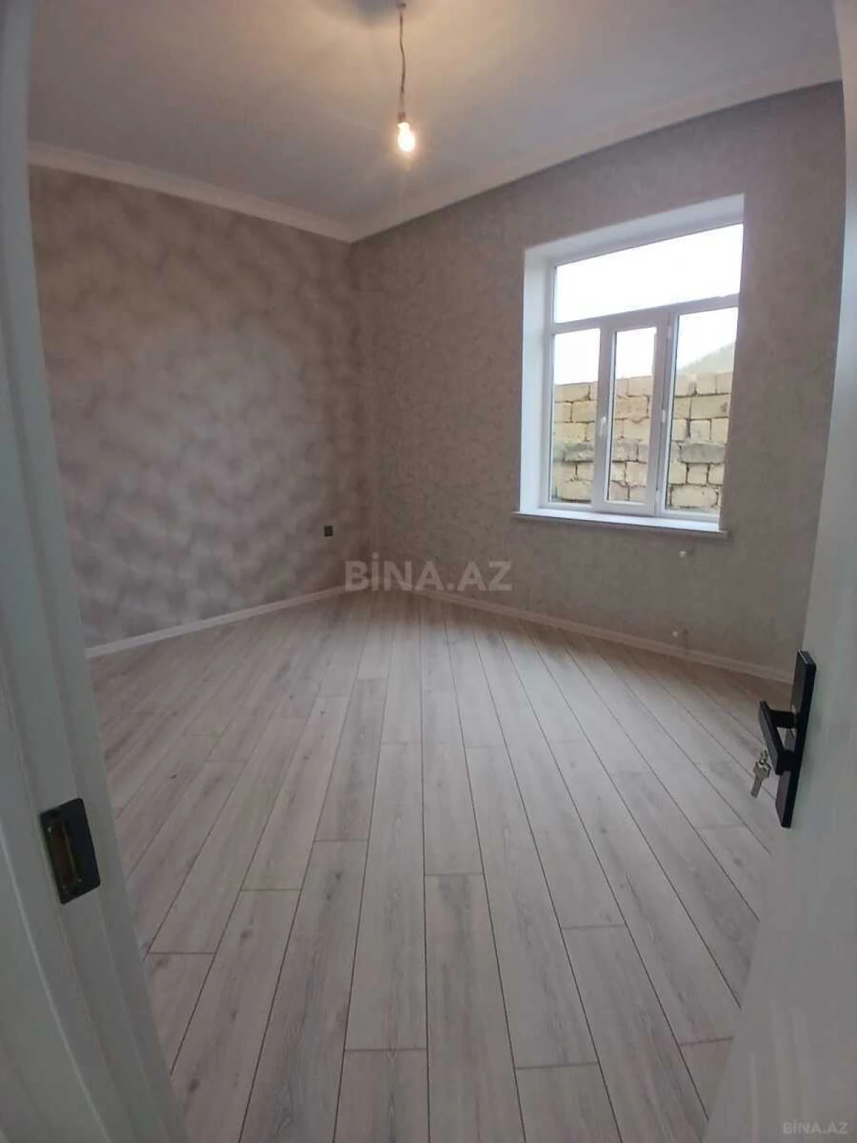 Satılır 4 otaqlı həyət evi 90 m²