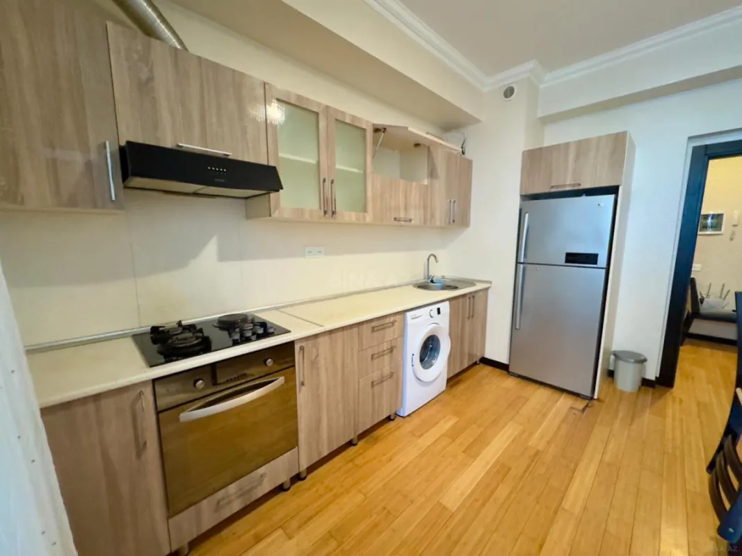 Satılır 2 otaqlı mənzil 80 m²