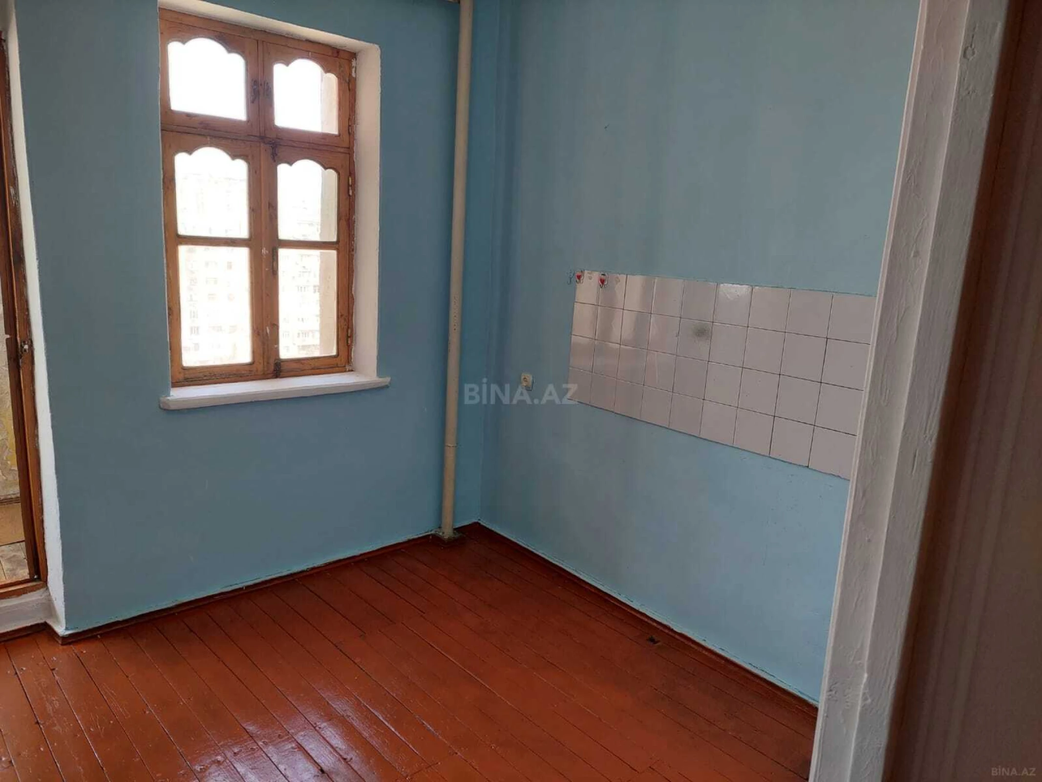 Satılır 4 otaqlı mənzil 100 m²