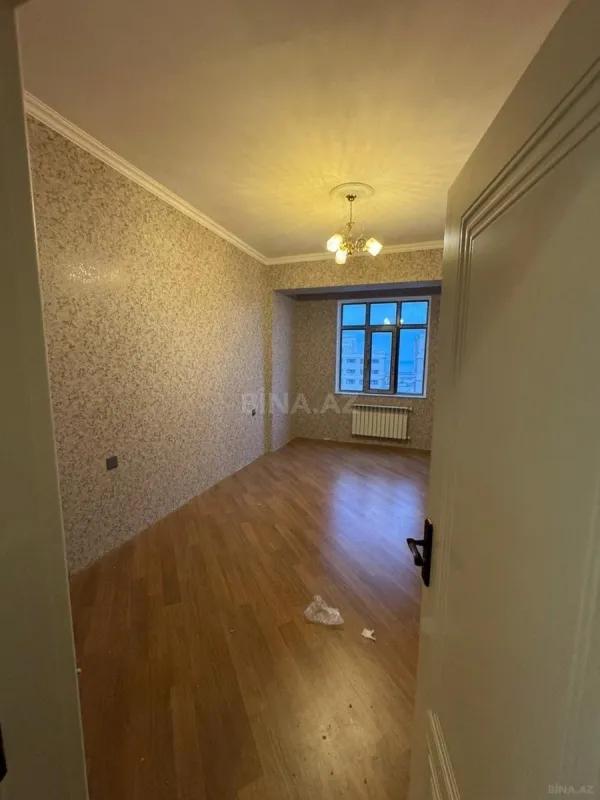 Satılır 2 otaqlı mənzil 80 m²