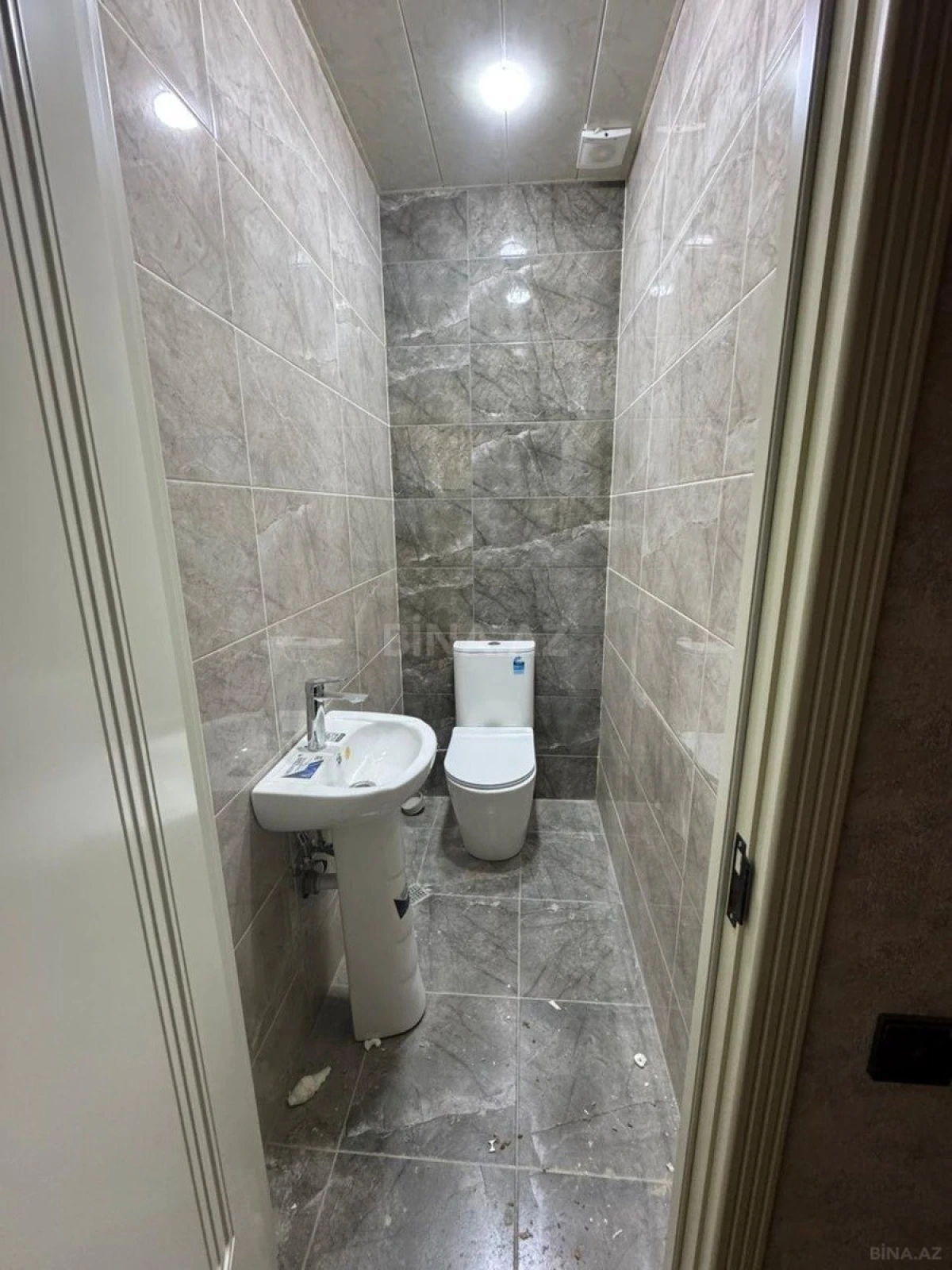 Satılır 2 otaqlı mənzil 80 m²