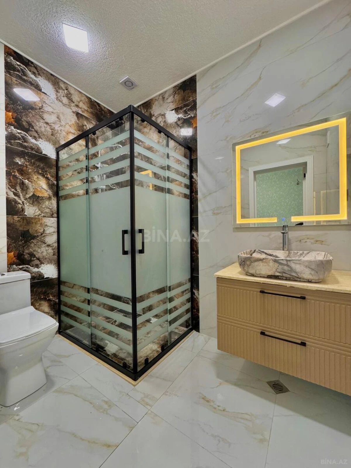 Satılır 4 otaqlı həyət evi 180 m²