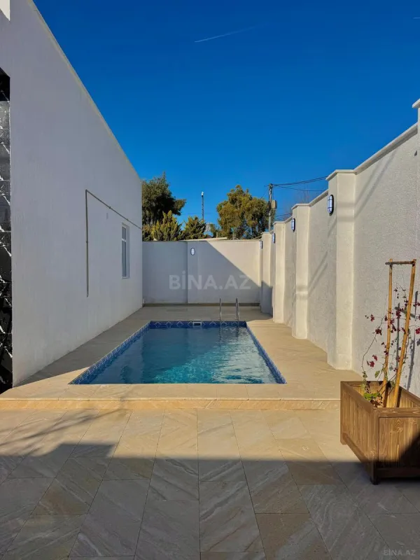 Satılır 4 otaqlı həyət evi 180 m²