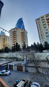 Satılır 2 otaqlı mənzil 60 m²